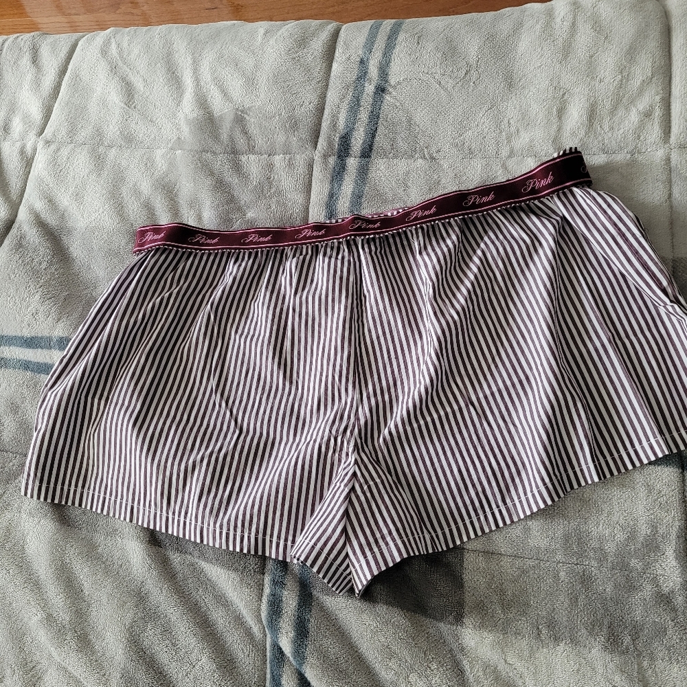Striped sleep short, Burgundy and white